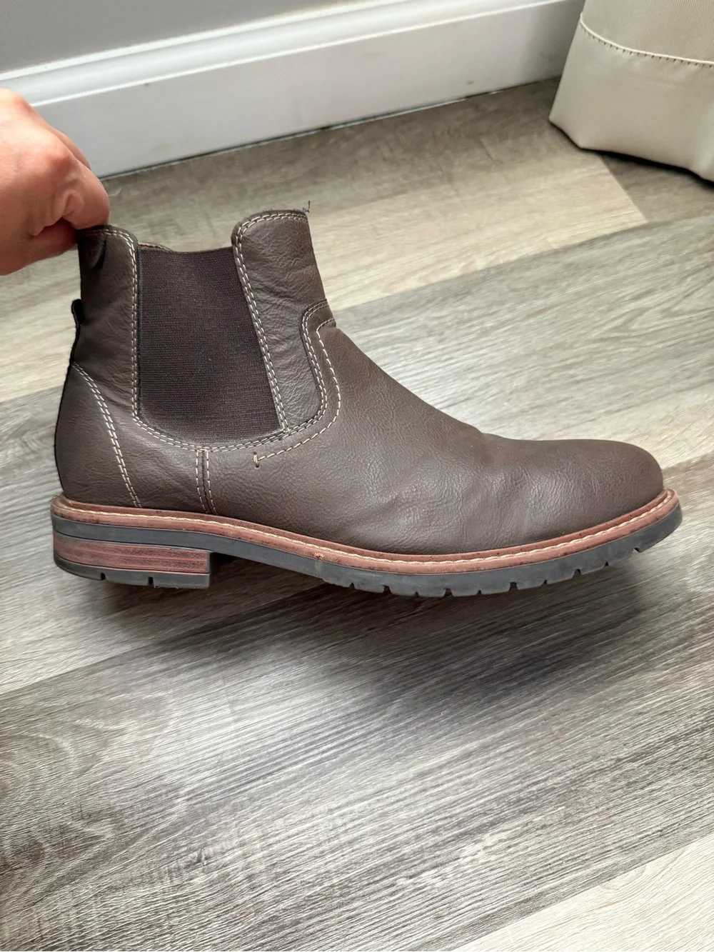 Dockers Men's Dark Brown Leather Chukka Boots